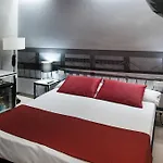 Catalonia Avinyo מלון 3*