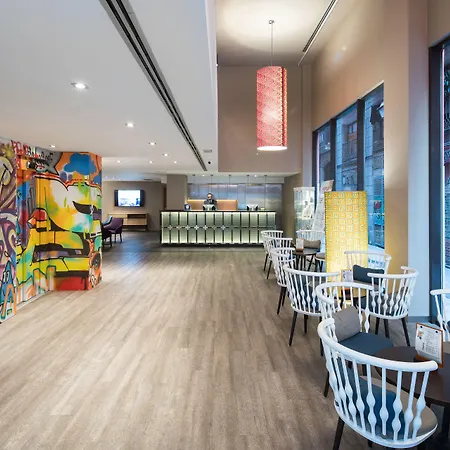 호텔 카탈로니아 아비뇨 바르셀로나