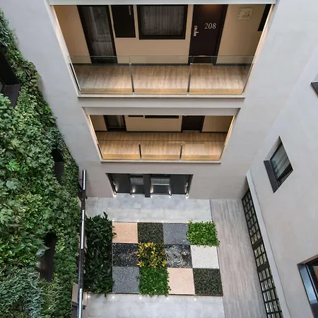 호텔 카탈로니아 아비뇨