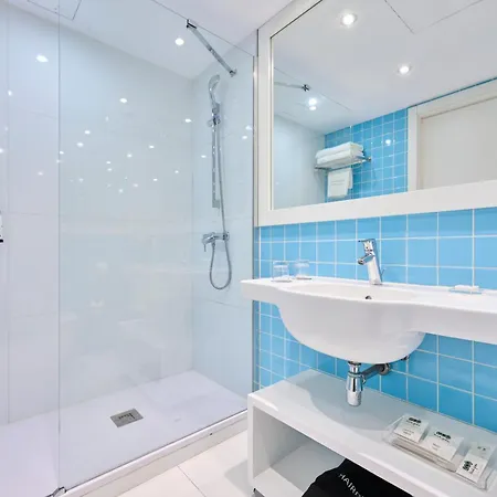 Hotel Catalonia Avinyó 3*