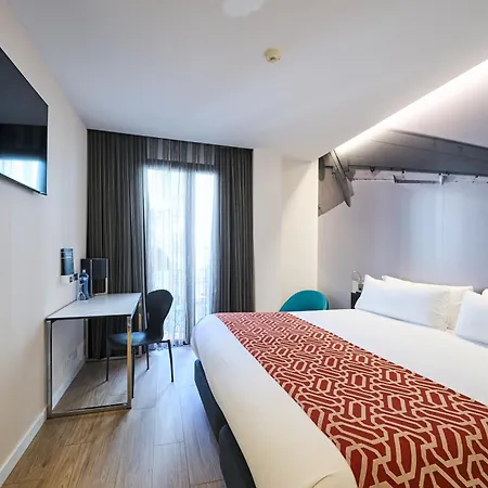 Catalonia Avinyó Hotel